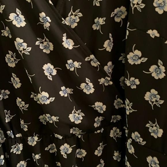 Floral Midi Dress - Picture 5 of 5